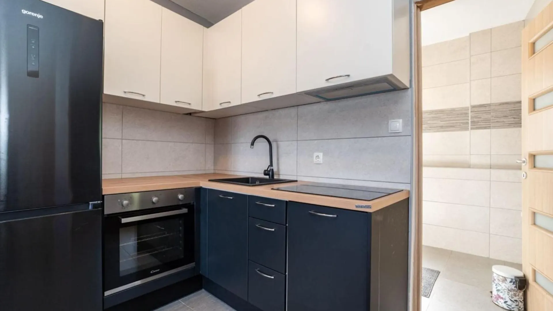 2 Bedroom Apartment With Sea View ベンコヴァツ 0*,  クロアチア